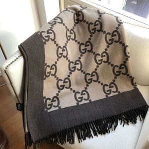 Gucci Luxury Throw Blanket